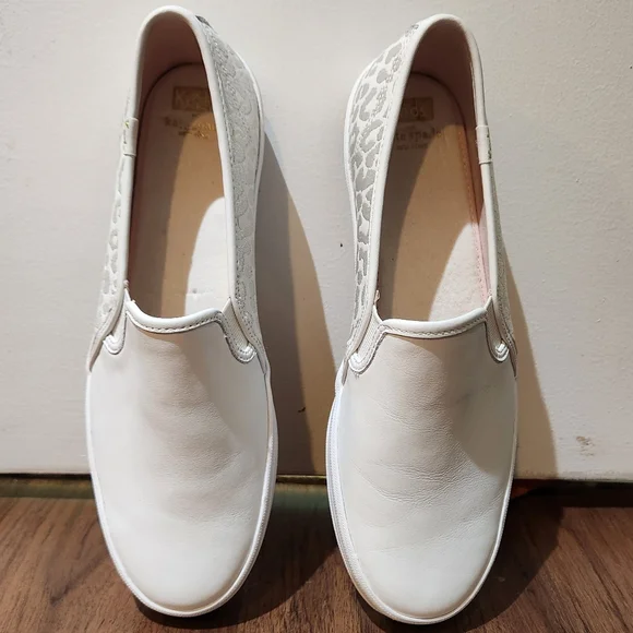 Women's Kate Spade Keds, Size 11 - Picture 3 of 13